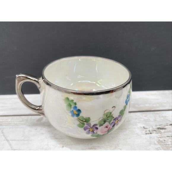 Vintage B And D Hand Painted Flowers Design Iridescent Silver Trimmed Teacup - Picture 10 of 12